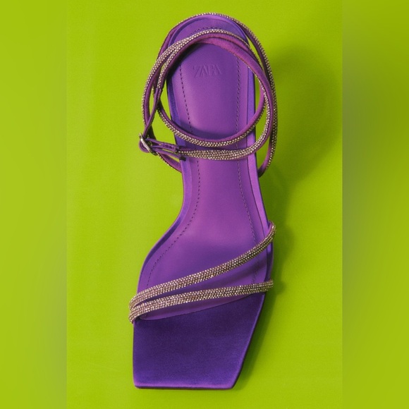 Purple Zara Rhinestone Sandal Size 9 NWOT - Picture 2 of 8